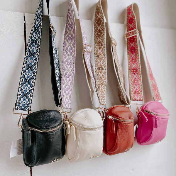 Ellie Crossbody Bag: Pink