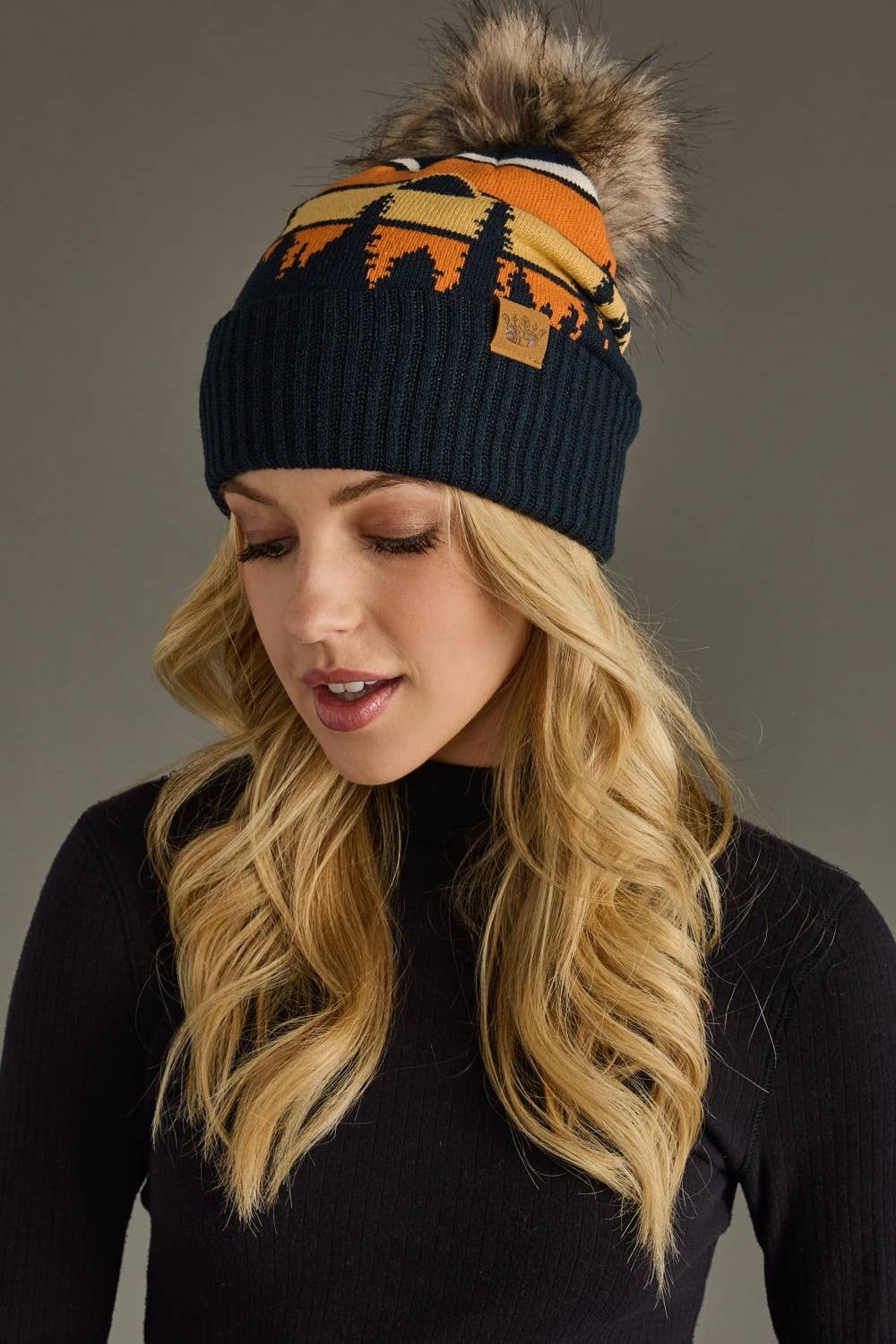 Dk. Navy Forest Landscape Pom Hat