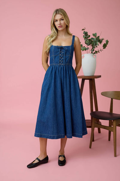 LACE UP SLEEVELESS DENIM MIDI DRESS