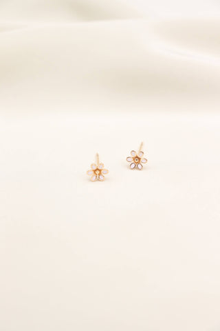 Daisy Studs